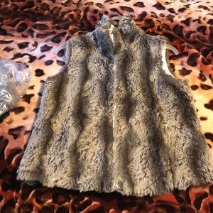 Fur vest